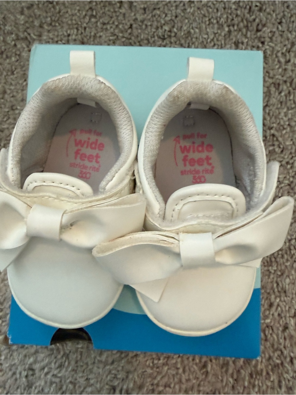 Stride Rite White Baby Bow Slip-On Sneakers - Picture 3 of 4